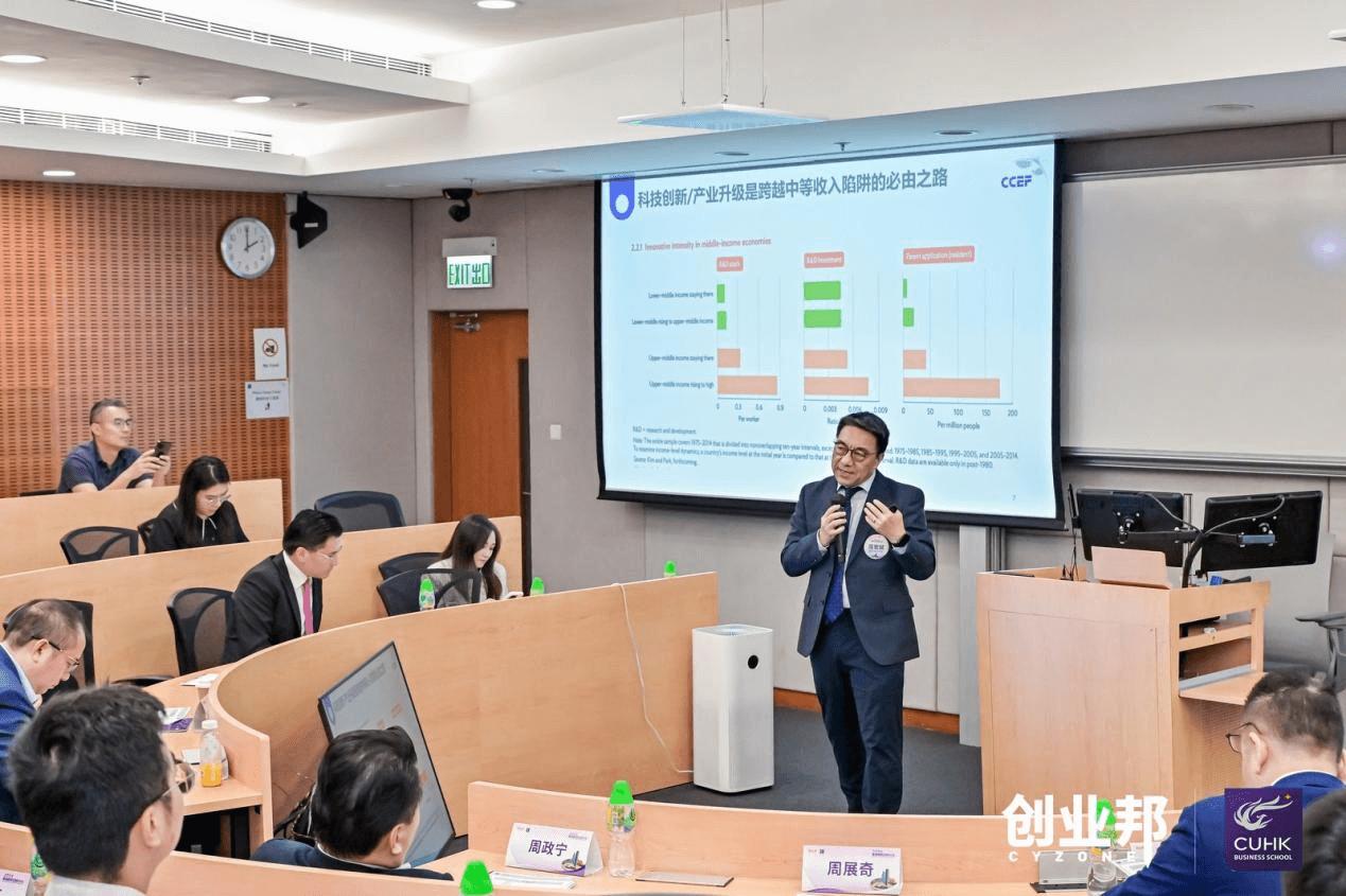 2024香港最准最快资料,平衡执行计划实施_特色版17.606