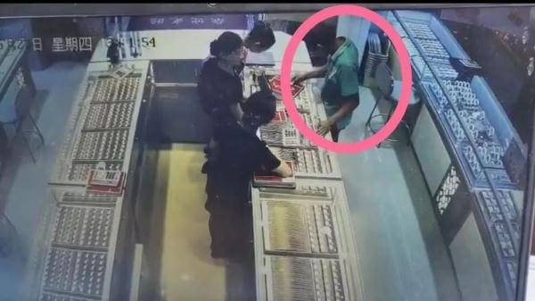 梧州金店抢劫事件最新消息全解析，金店遭遇抢劫事件揭秘！